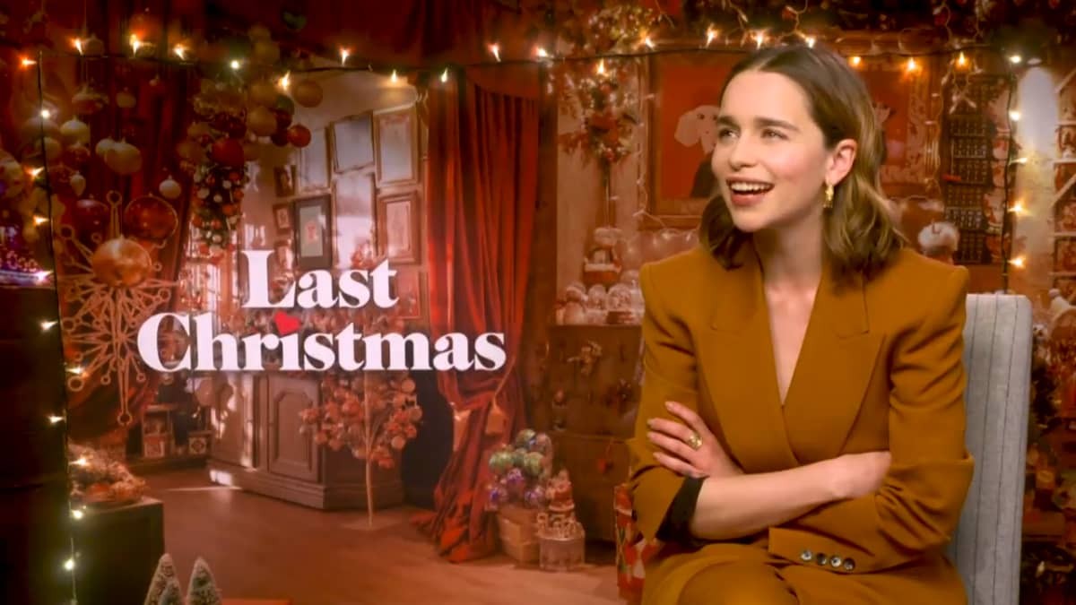 Emilia Clarke on love and romance at Christmas — тренировка аудирования